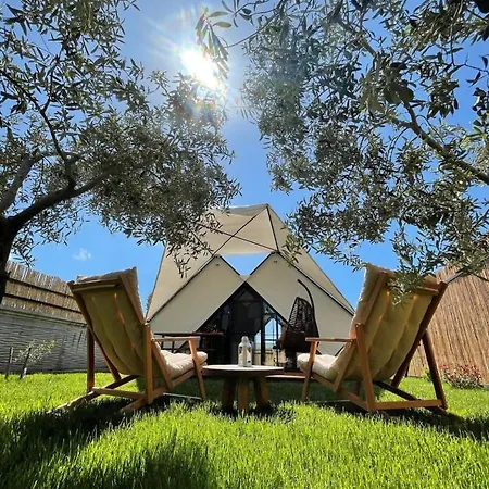 Dolce Far Niente Hotel *